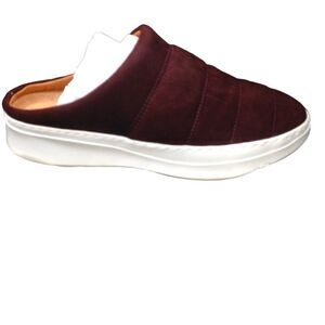 Gentle Souls by Kenneth Cole Rosette Puff Mule Plumberry 11M NWT